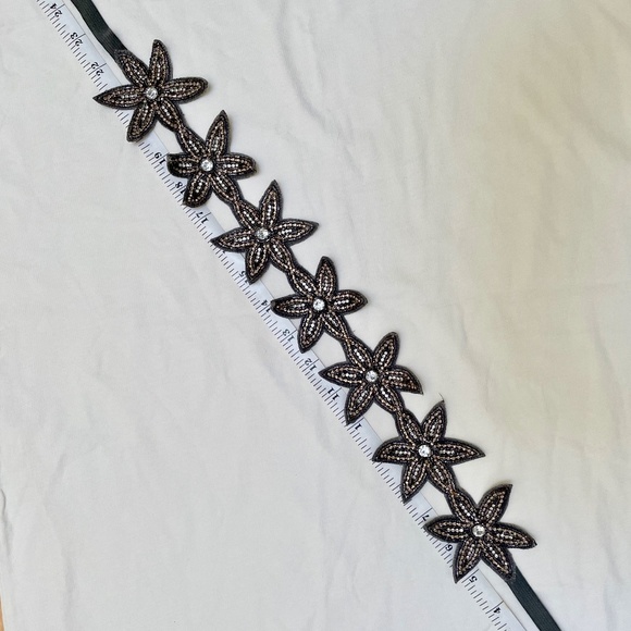 Star Belt with elastic snap back - Picture 2 of 5